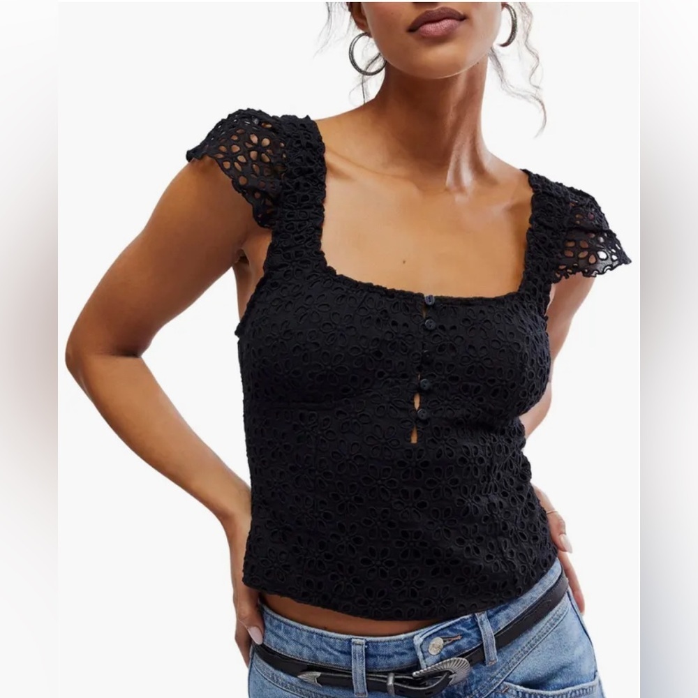 Free People Alma Top Size Xs In Black